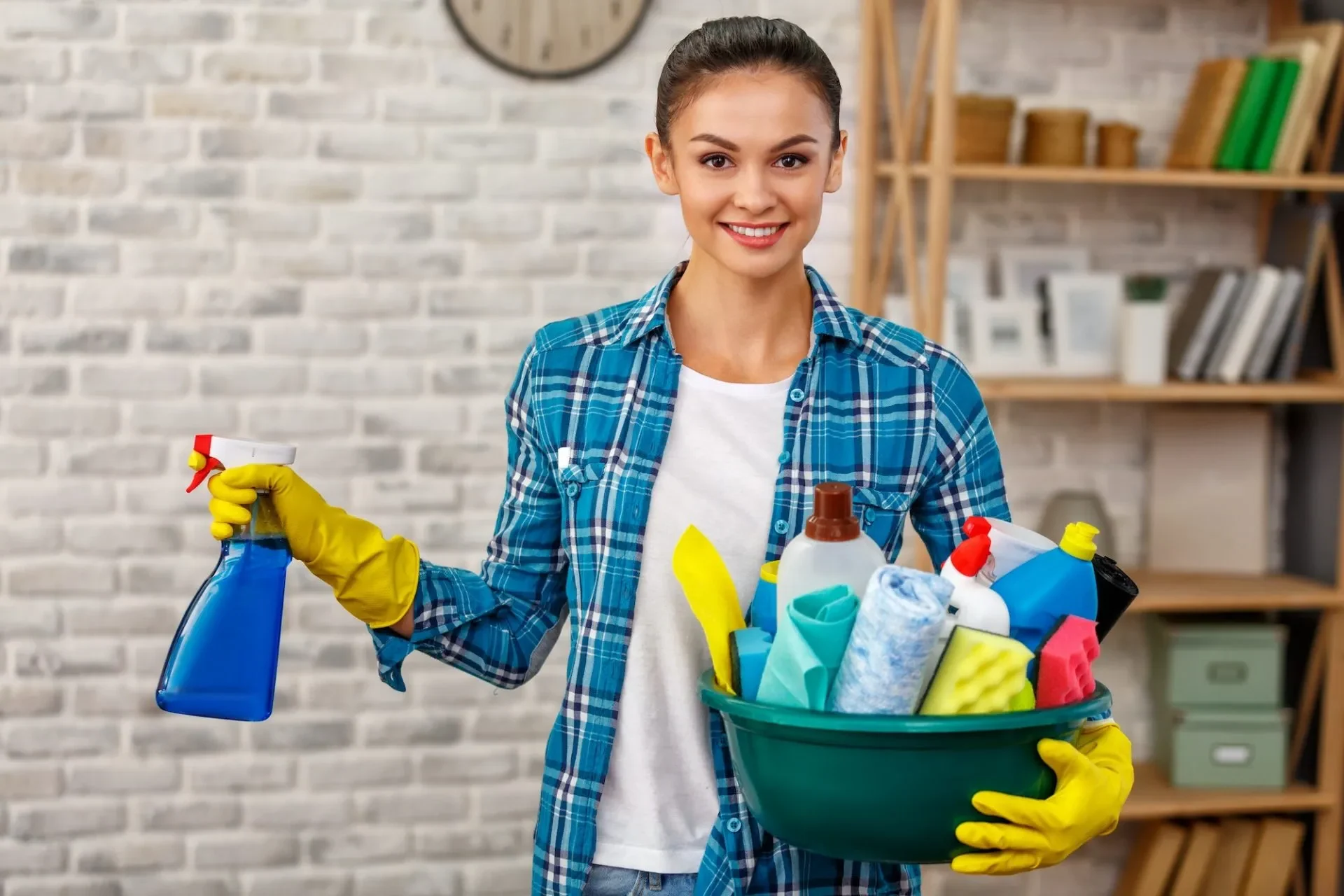 concept-for-home-cleaning-services-1-e1680688256854